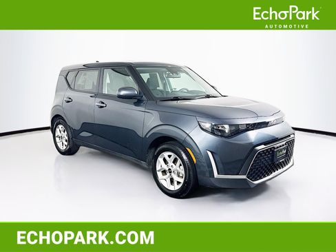 Used 2025 Kia Soul LX w/ LX Technology Package image 1