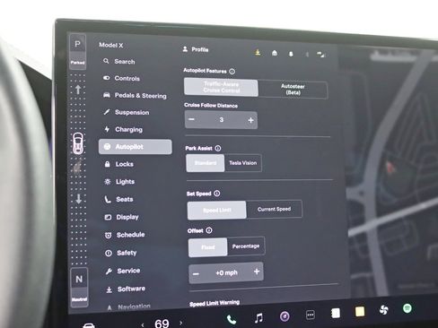 Used 2022 Tesla Model X Plaid image 25