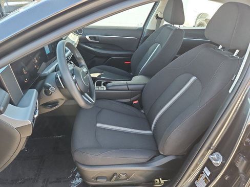 Used 2025 Hyundai Sonata SEL FWD image 18