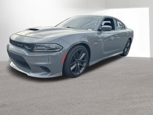 Used 2019 Dodge Charger Scat Pack image 1