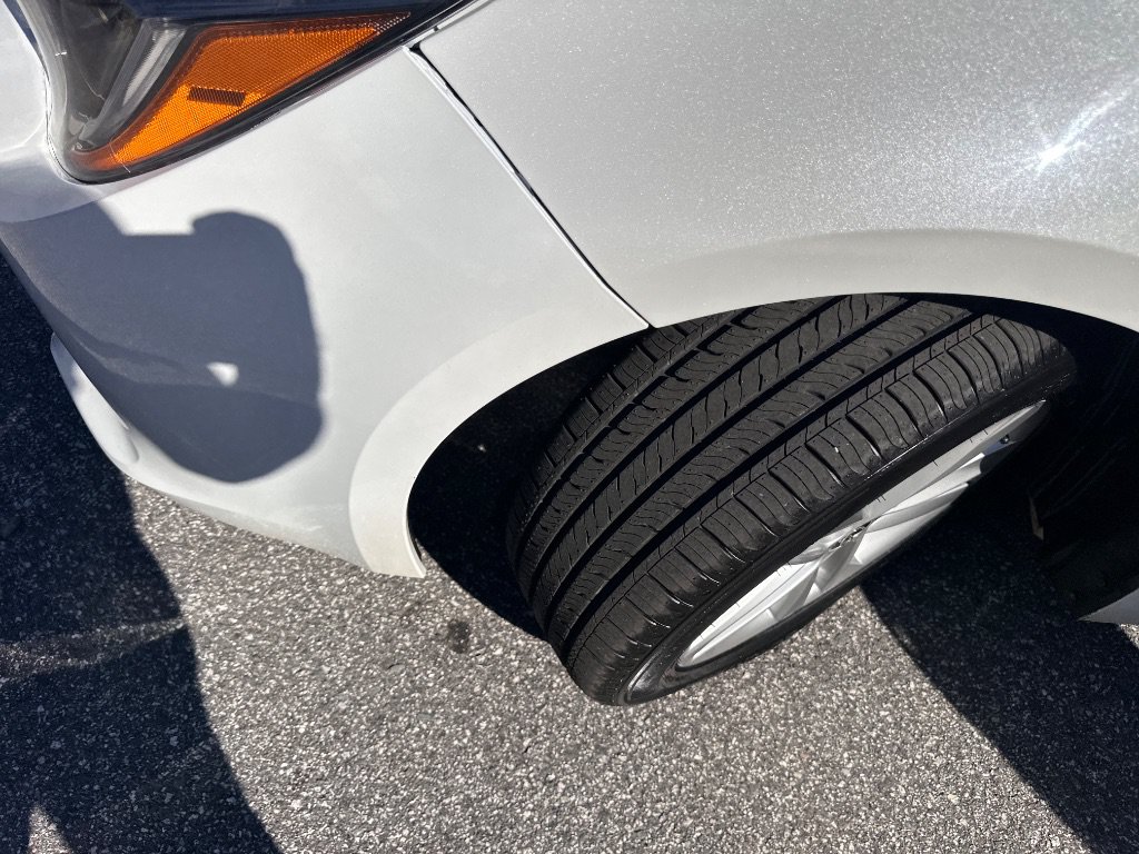 Used 2021 Toyota Corolla SE w/ Carpet Mat Package (TMS) FWD image 39