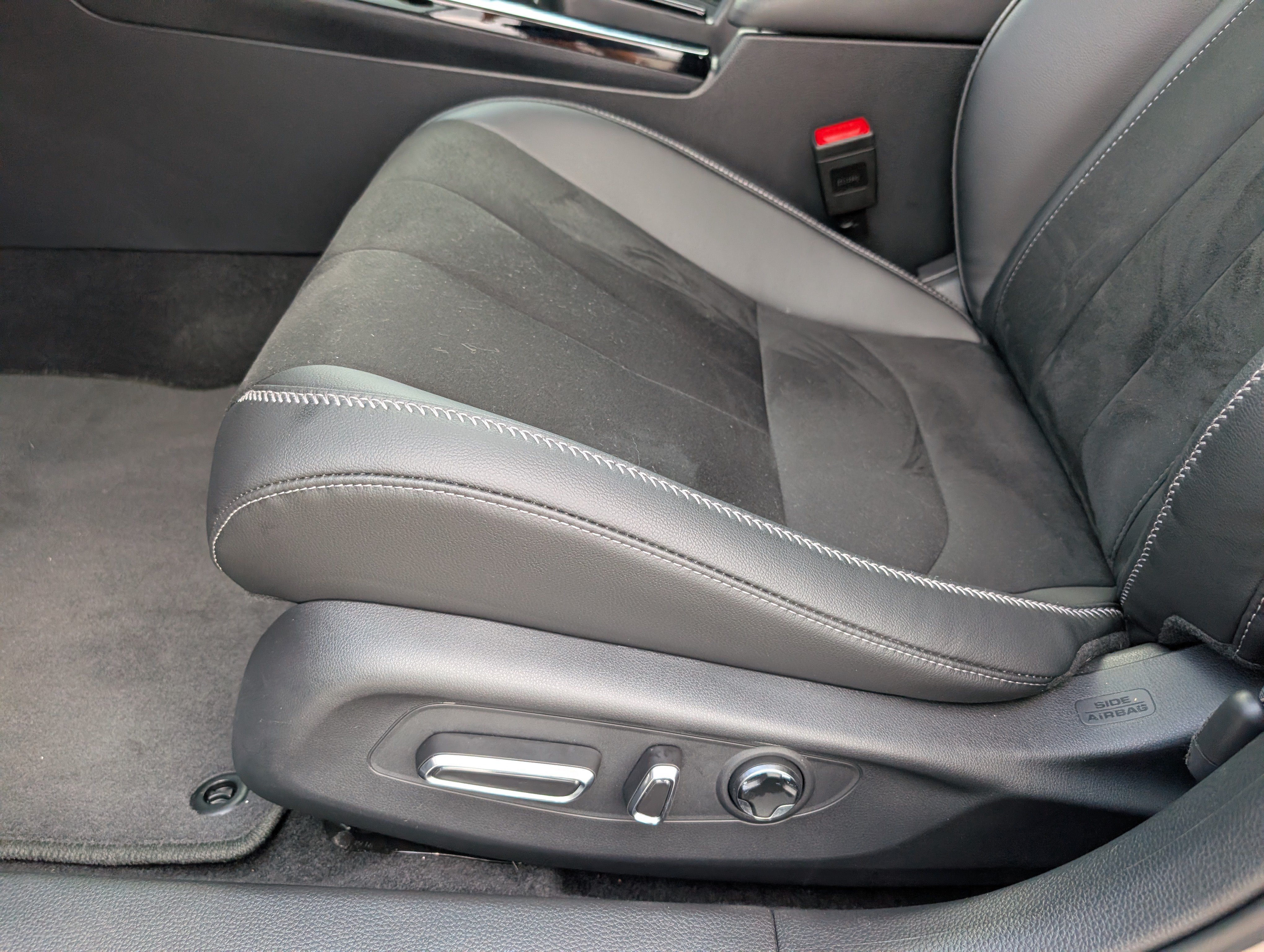Certified 2025 Acura Integra A-Spec w/ Technology Package FWD image 10