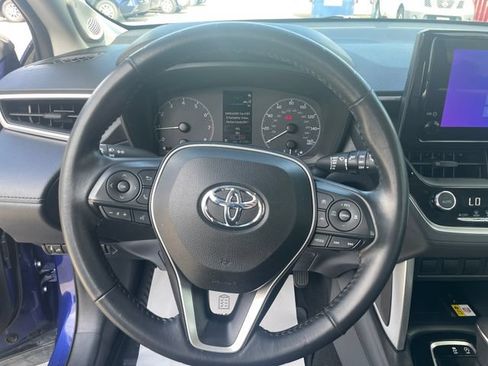 Certified 2023 Toyota Corolla Cross LE w/ Moonroof Package AWD/4WD image 25