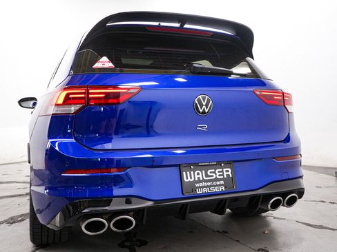 Used 2024 Volkswagen Golf R AWD/4WD image 11