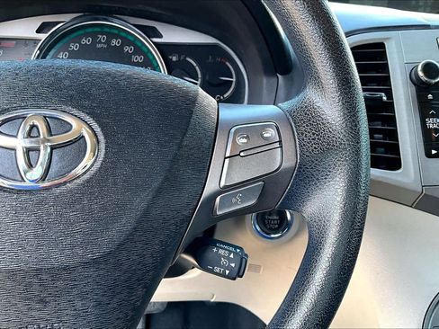 Used 2011 Toyota Venza w/ Convenience Pkg FWD image 23