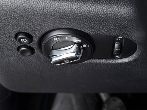 Used 2014 MINI Cooper S image 30