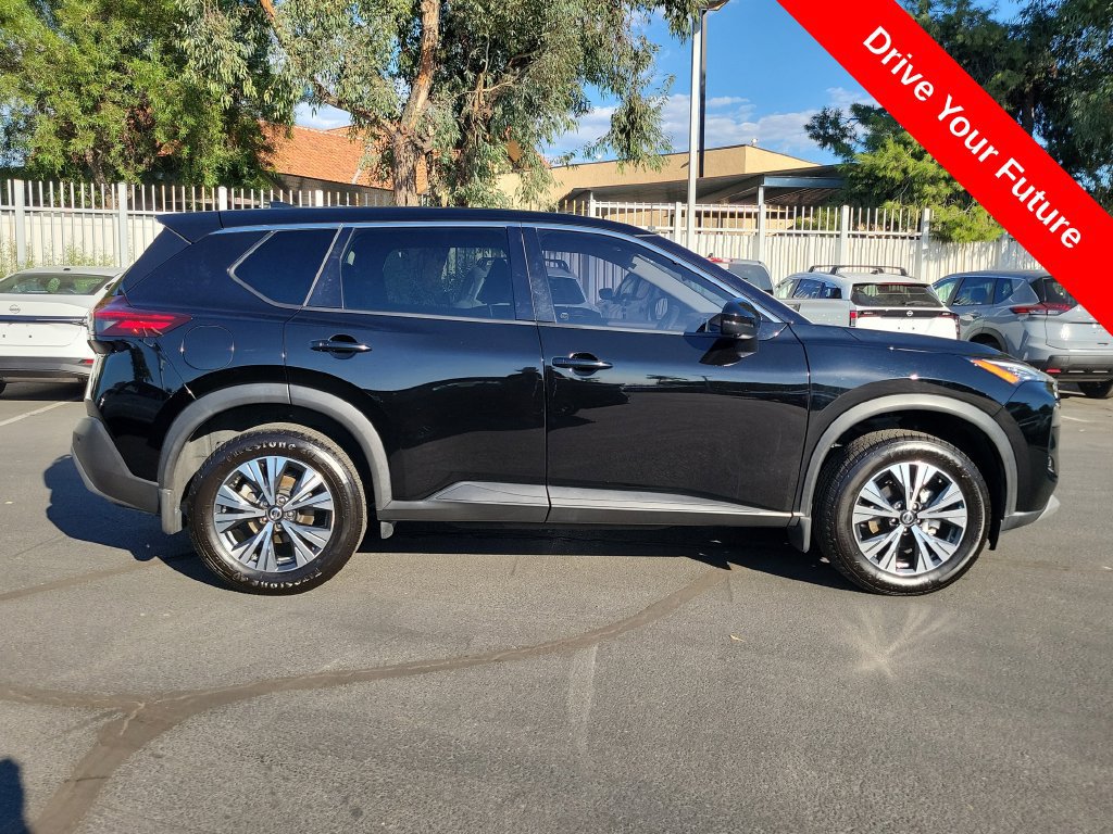 Used 2021 Nissan Rogue SV FWD image 32