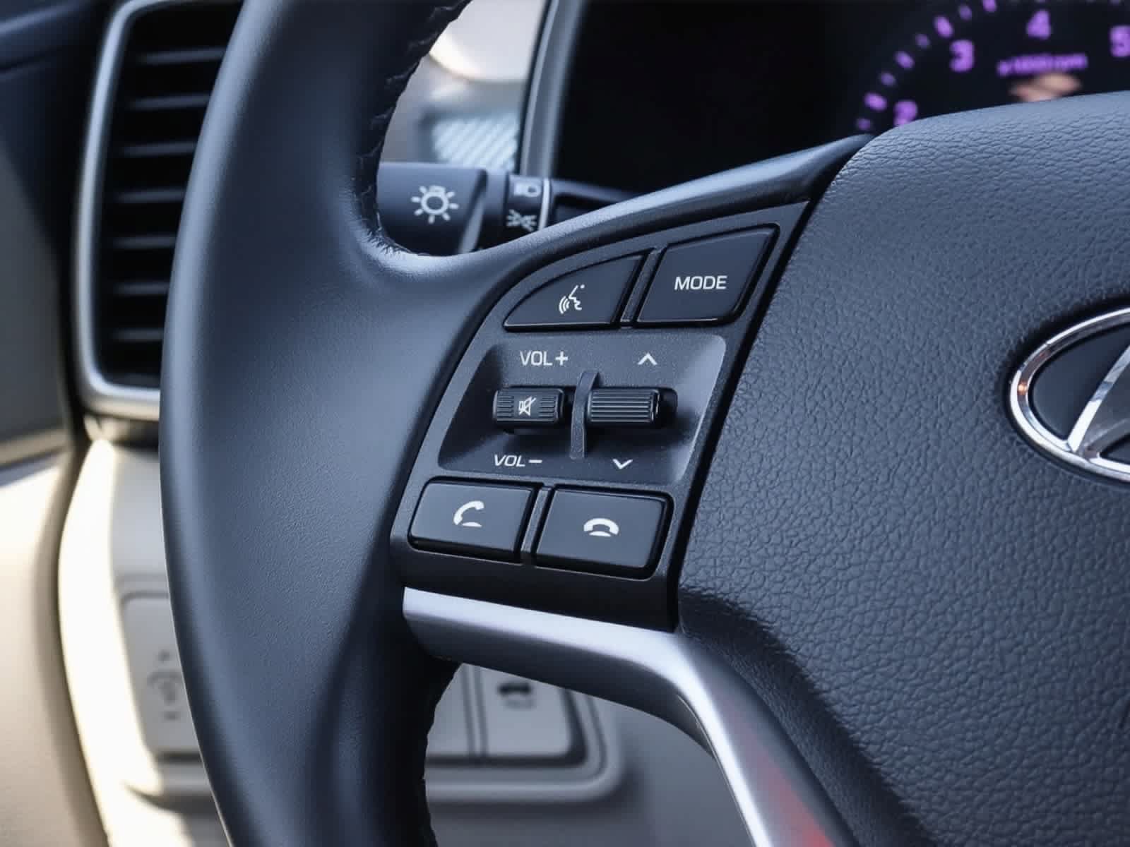 Used 2020 Hyundai Tucson Sport FWD image 22