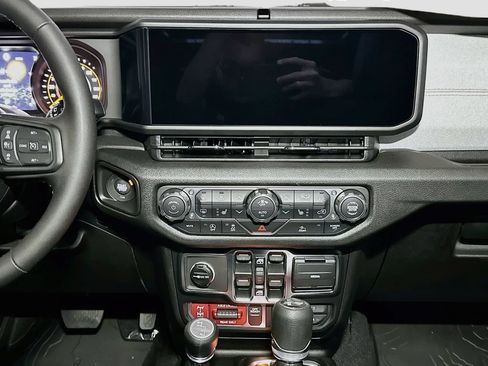 New 2026 Jeep Wrangler Unlimited Sport AWD/4WD image 9