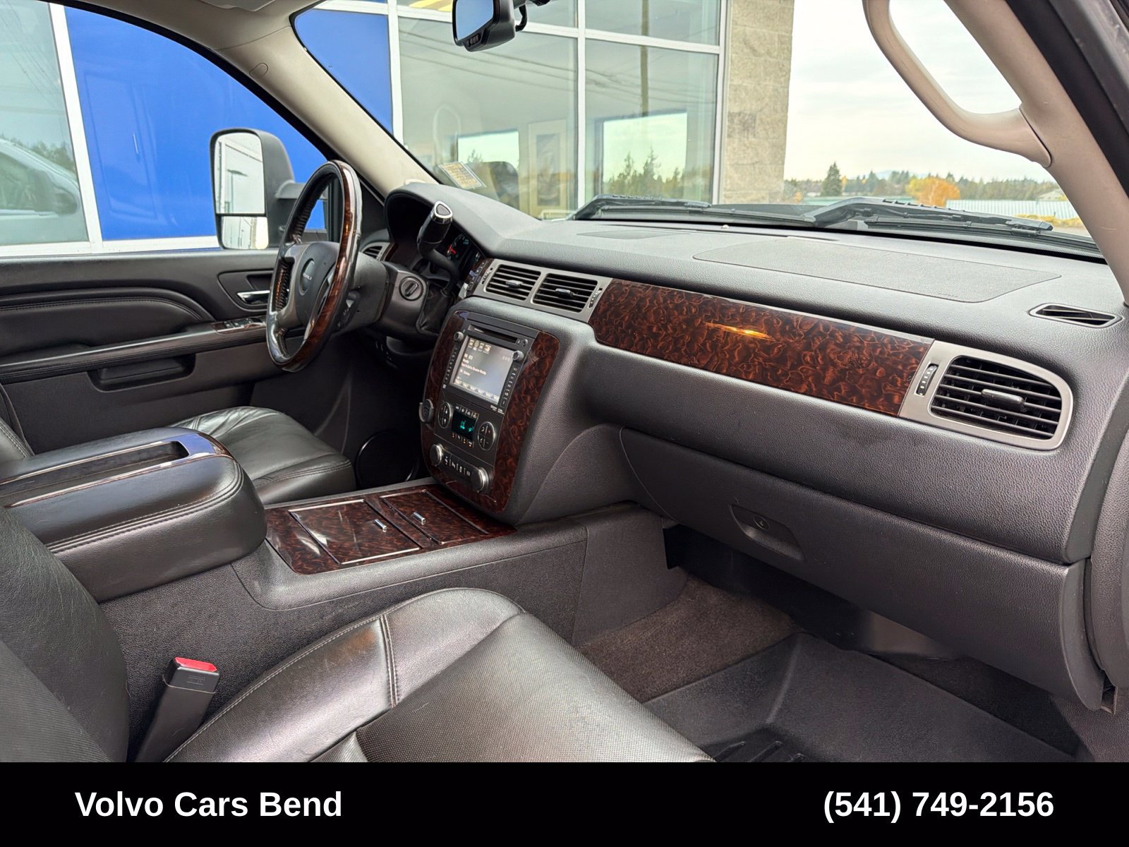 Used 2013 GMC Sierra 3500 Denali w/ Suspension Package, Off-Road AWD/4WD image 27