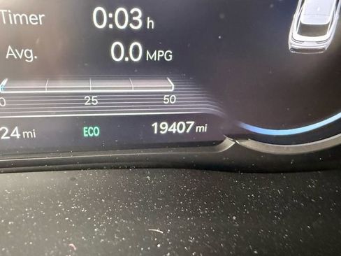 Used 2024 Genesis GV70 2.5T w/ Select Package image 36