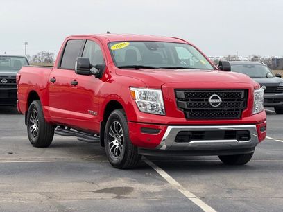 Used 2024 Nissan Titan SV w/ SV Convenience Package