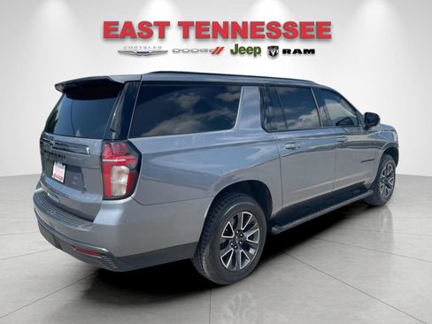 Used 2022 Chevrolet Suburban Z71 AWD/4WD image 3