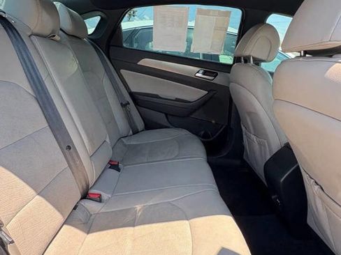 Used 2017 Hyundai Sonata Sport 2.0T image 3