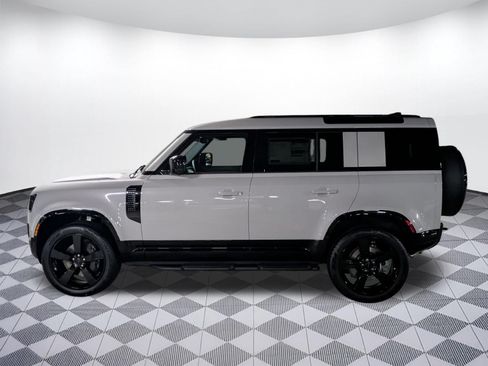 New 2026 Land Rover Defender 110 X-Dynamic SE AWD/4WD image 2