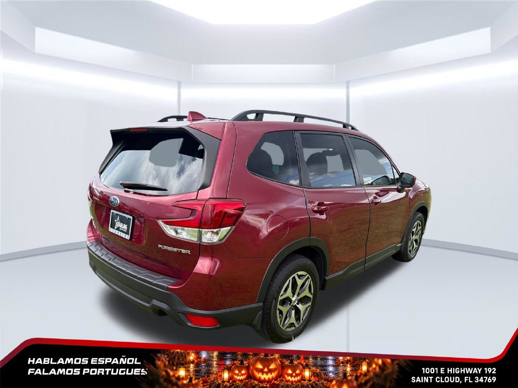 Used 2023 Subaru Forester Premium AWD/4WD image 5