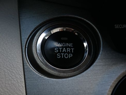 Used 2012 Toyota RAV4 Limited w/ Premium Plus Value Pkg AWD/4WD image 31