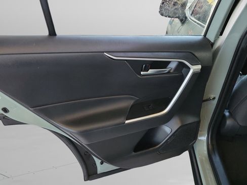 Used 2021 Toyota RAV4 XLE image 25
