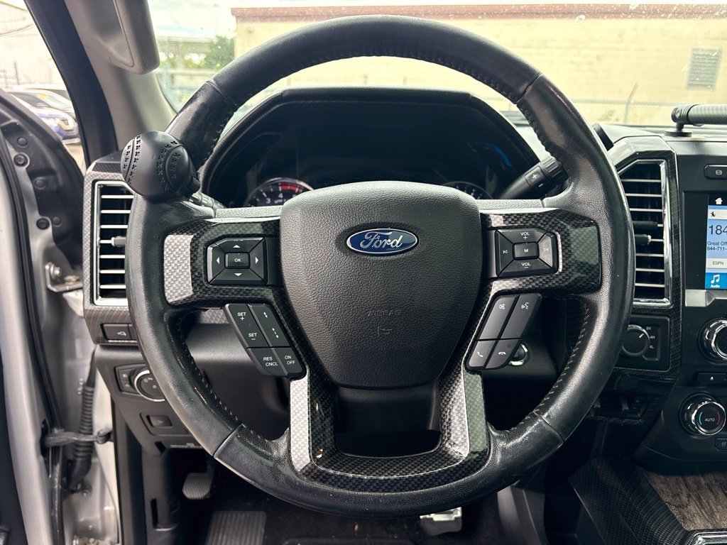 Used 2017 Ford F250 Lariat w/ Lariat Ultimate Package AWD/4WD image 23