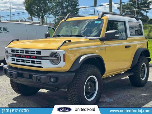 Used 2024 Ford Bronco Heritage Edition image 2