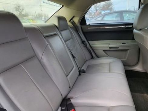 Used 2006 Chrysler 300 Touring w/ Sound Group image 11