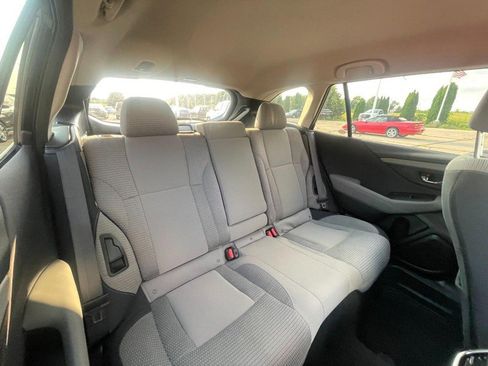 Used 2022 Subaru Outback Premium AWD/4WD image 4