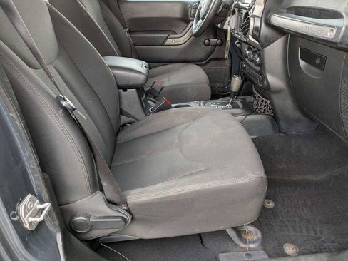 Used 2017 Jeep Wrangler Unlimited Sport image 16