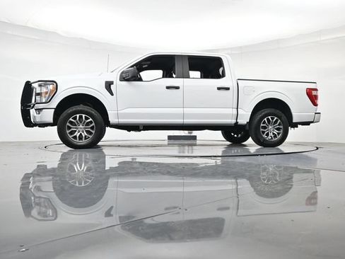 Certified 2022 Ford F150 XL w/ STX Black Appearance Package AWD/4WD image 39