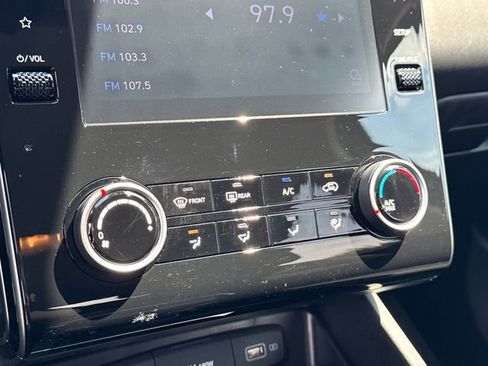 Used 2022 Hyundai Tucson SEL FWD image 21