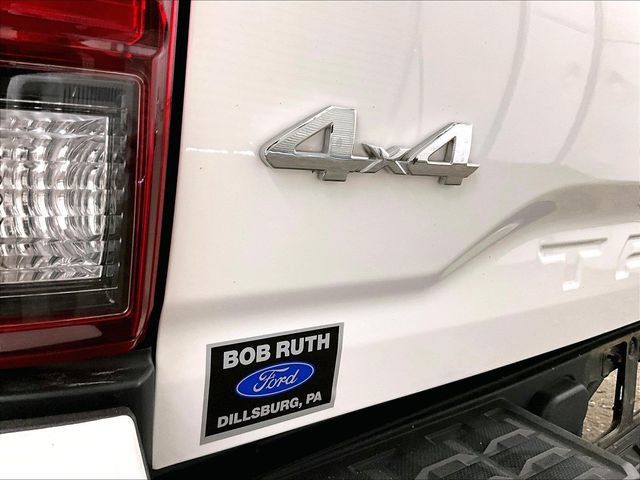 Used 2022 Toyota Tacoma SR w/ SR Convenience Package AWD/4WD image 13