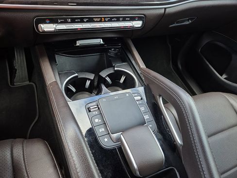 Used 2022 Mercedes-Benz GLE 350 image 15