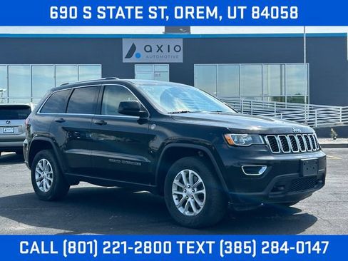 Used 2021 Jeep Grand Cherokee Laredo AWD/4WD image 1