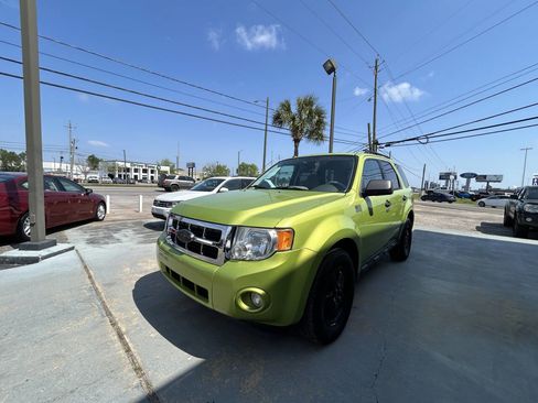 Used 2012 Ford Escape XLT image 2