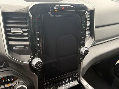 New 2026 RAM 1500 4x4 Crew Cab image 20