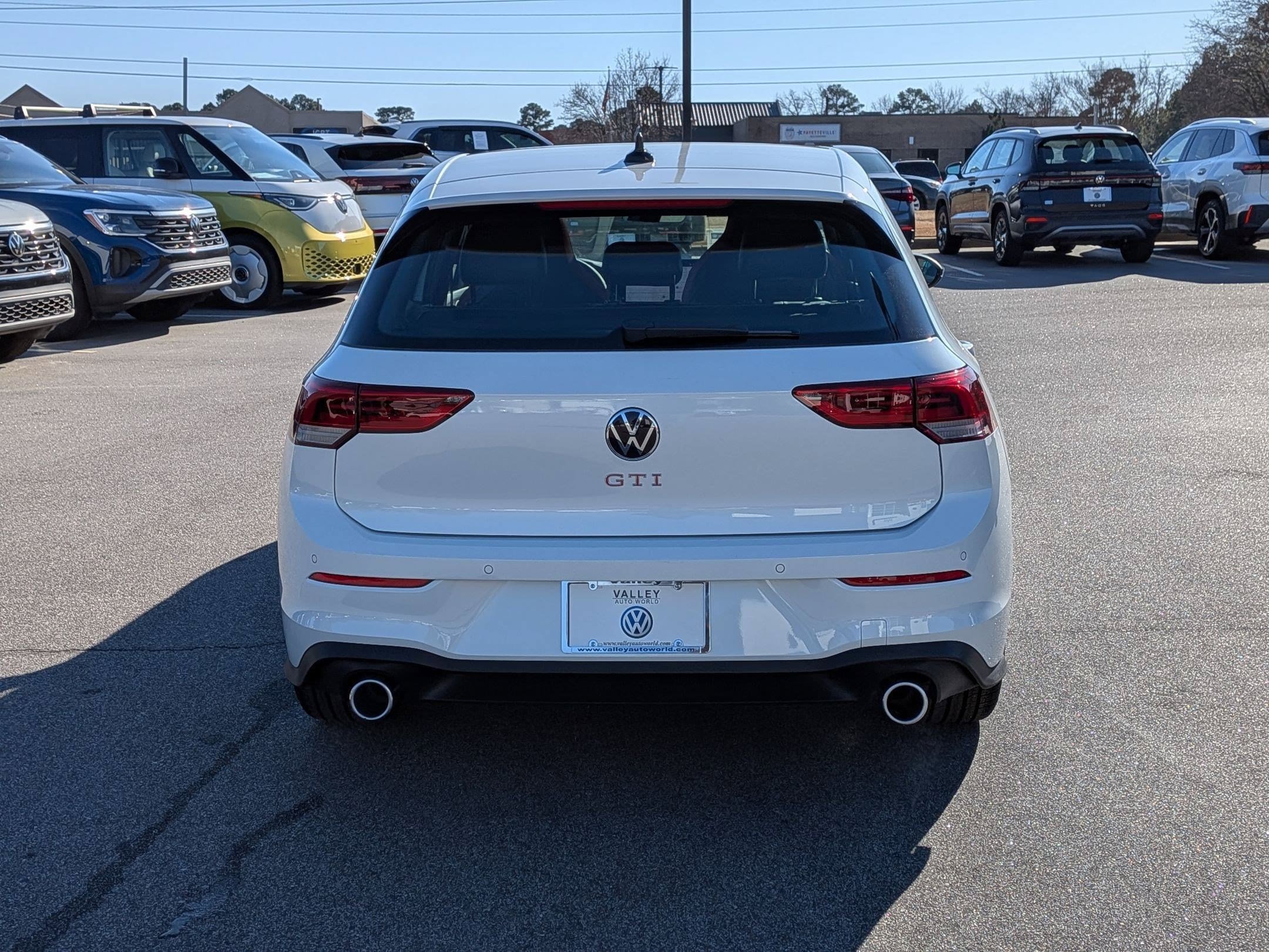 New 2026 Volkswagen GTI SE FWD image 4
