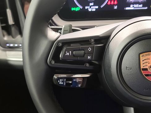 New 2026 Porsche Cayenne Coupe image 17