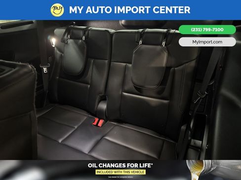 Used 2022 Ford Explorer XLT w/ Equipment Group 202A image 27