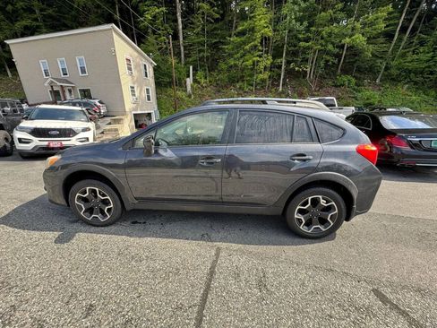 Used 2015 Subaru Crosstrek 2.0i Premium AWD/4WD image 6