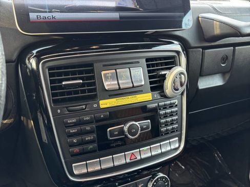 Used 2015 Mercedes-Benz G 63 AMG 4MATIC image 25