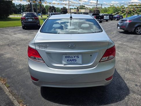 Used 2016 Hyundai Accent SE w/ Option Group 02 FWD image 7