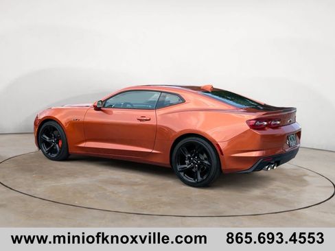 Used 2022 Chevrolet Camaro LT w/ Technology Package RWD image 5