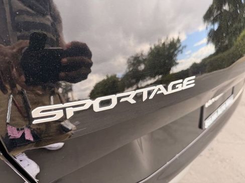 Certified 2023 Kia Sportage SX FWD image 29