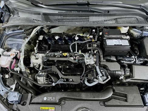 Used 2025 Toyota Corolla SE image 32