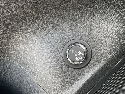 New 2025 Buick Envision Preferred image 14