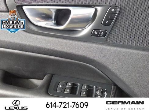 Used 2024 Volvo XC60 B5 Core image 29