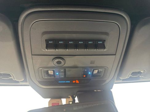 Used 2022 Ford Bronco Badlands image 26