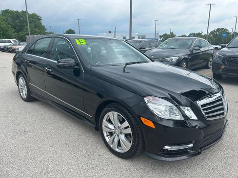 Used 2013 Mercedes-Benz E 350 BlueTEC Sedan image 3
