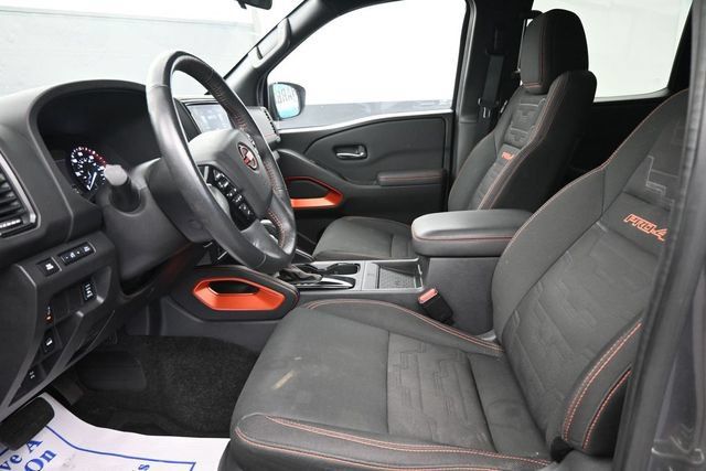 Used 2022 Nissan Frontier PRO-4X AWD/4WD image 11