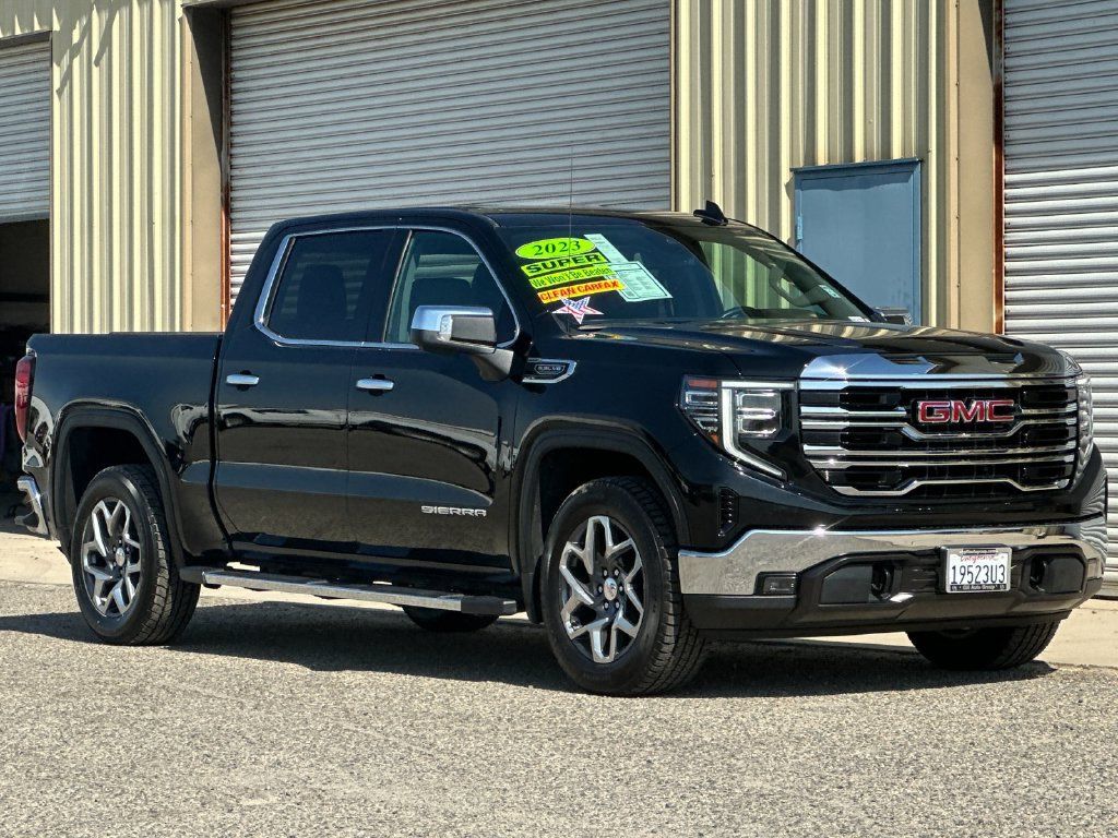 Used 2023 GMC Sierra 1500 SLT w/ SLT Premium Package RWD image 2