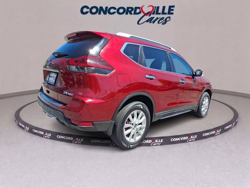 Used 2019 Nissan Rogue SV AWD/4WD image 6